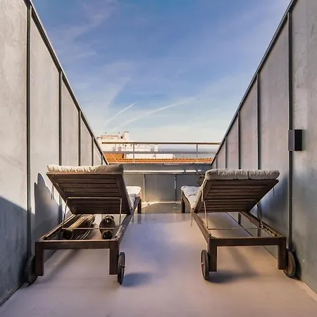 View ! Penthouse Historical Center With 3 Terasses Amazing River View Daire *